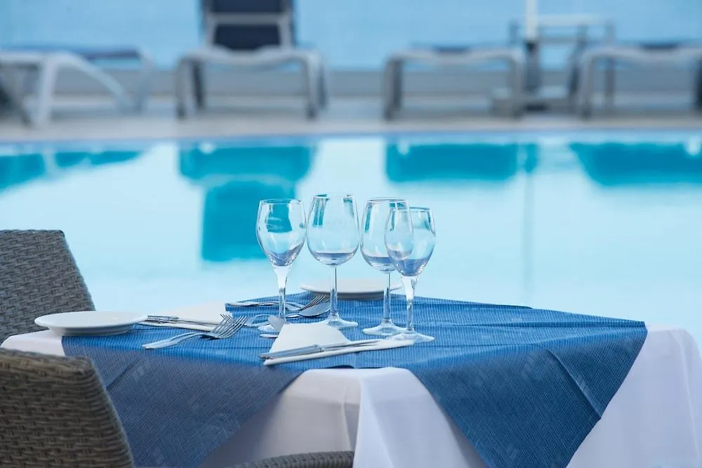 Duas Torres Hotel Funchal  4*, Funchal (Madeira)