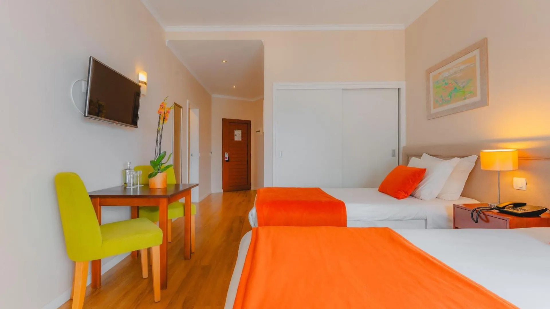 Duas Torres Hotel Funchal  Funchal (Madeira)