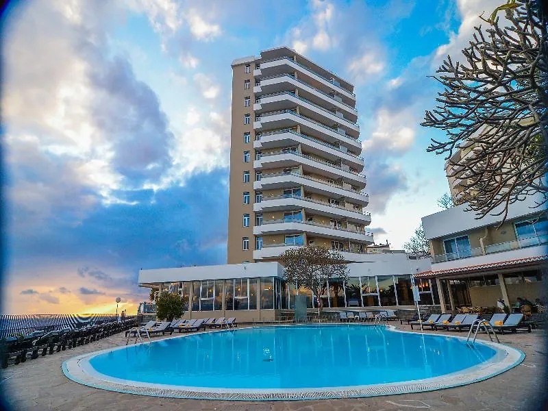 Duas Torres Hotel Funchal  4*, Funchal (Madeira) Portugal